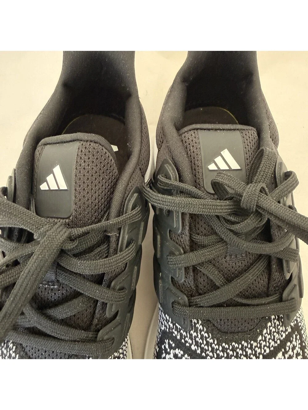 Adidas Ultradream DNA Men's Shoes Size 9.5 Black White JS0313 Running Walking